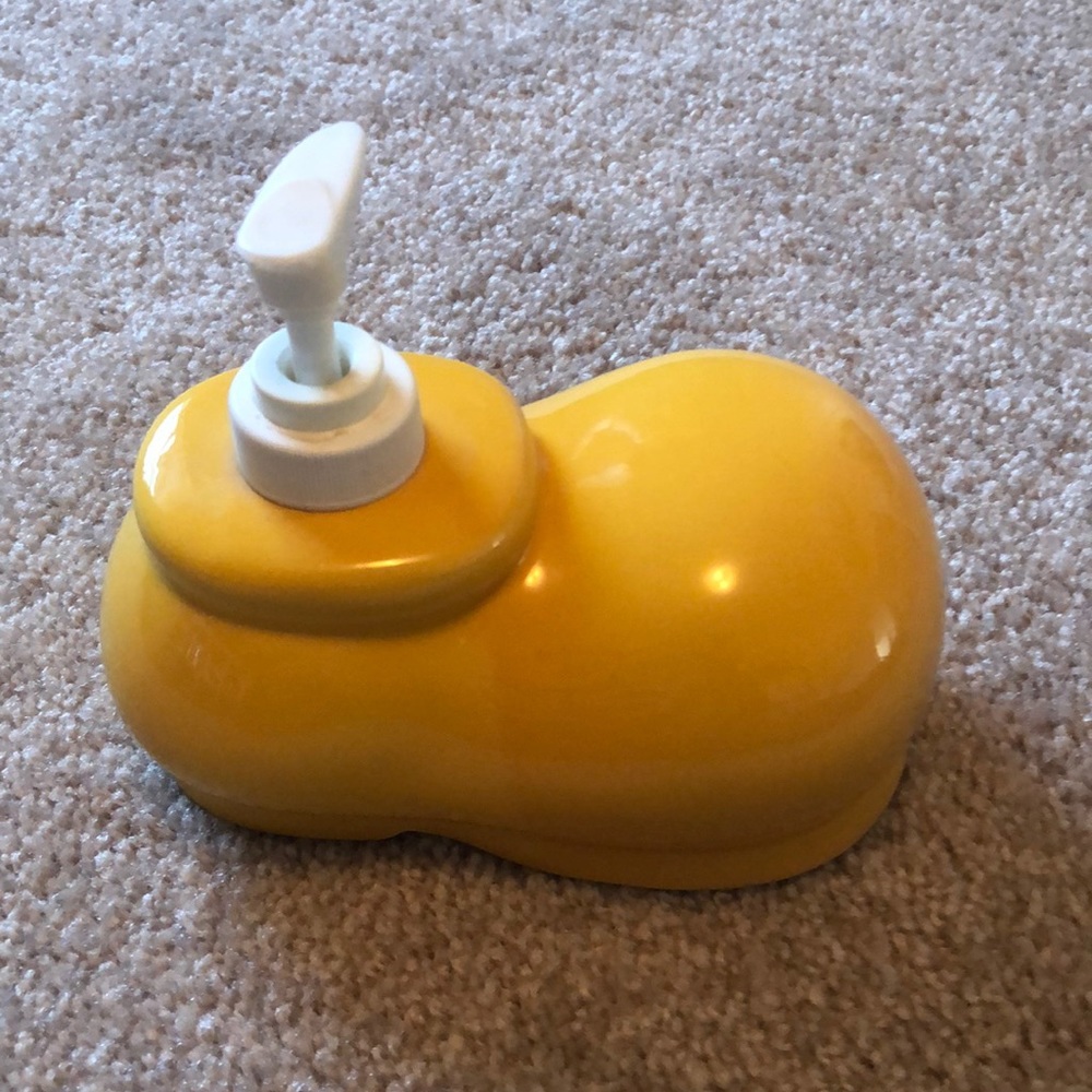 NWOT Disney soap dispenser